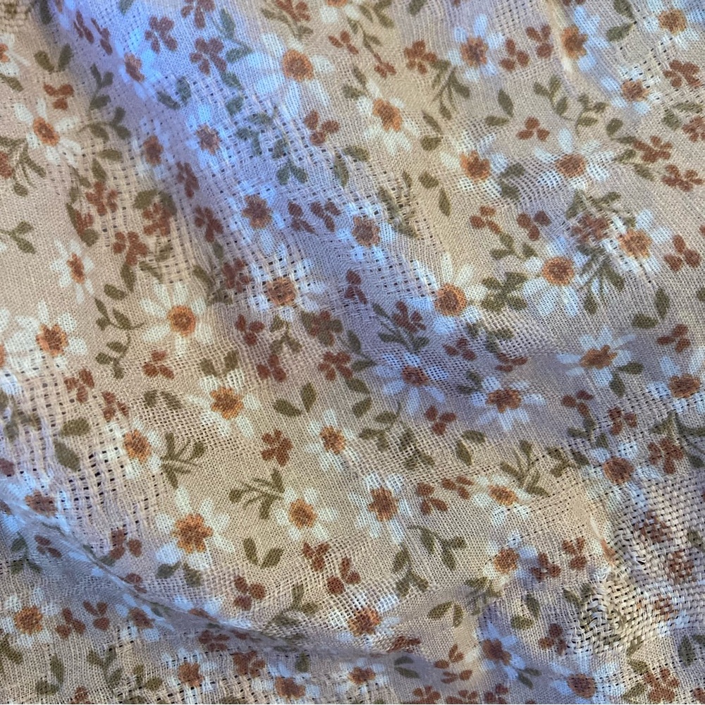 SHOW ME YOUR MUMU Odette Ditsy Daisy Floral Midi Dress - Picture 4 of 15